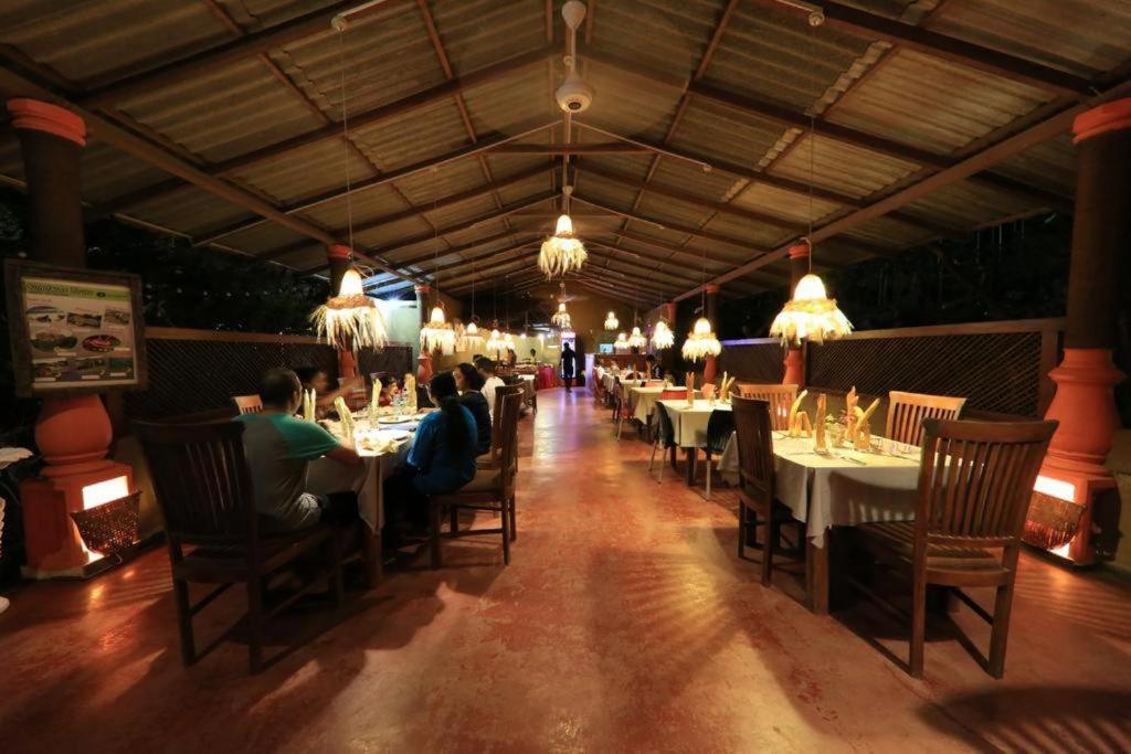 Sundaras Resort Ltd Dambulla Exteriér fotografie